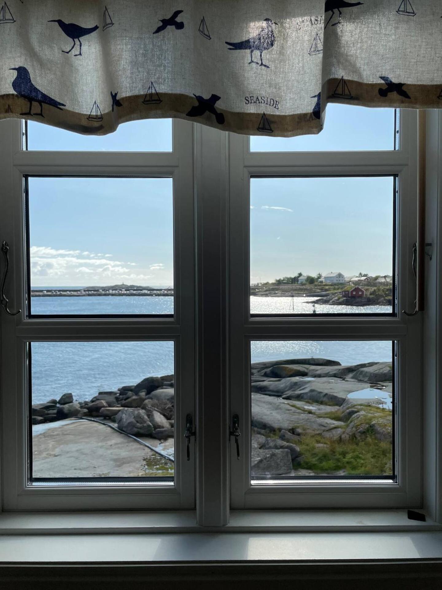 Nordlandshus Ved Havet Pa Reine, Lofoten エクステリア 写真